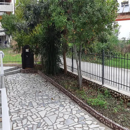 Elena-leptokarya * Leptokarya (Pieria)