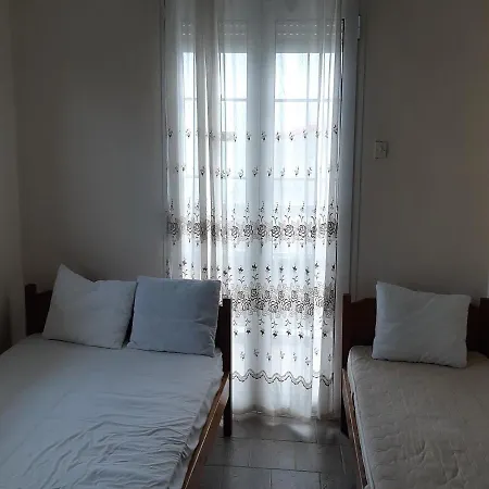 Elena-leptokarya Guest house *